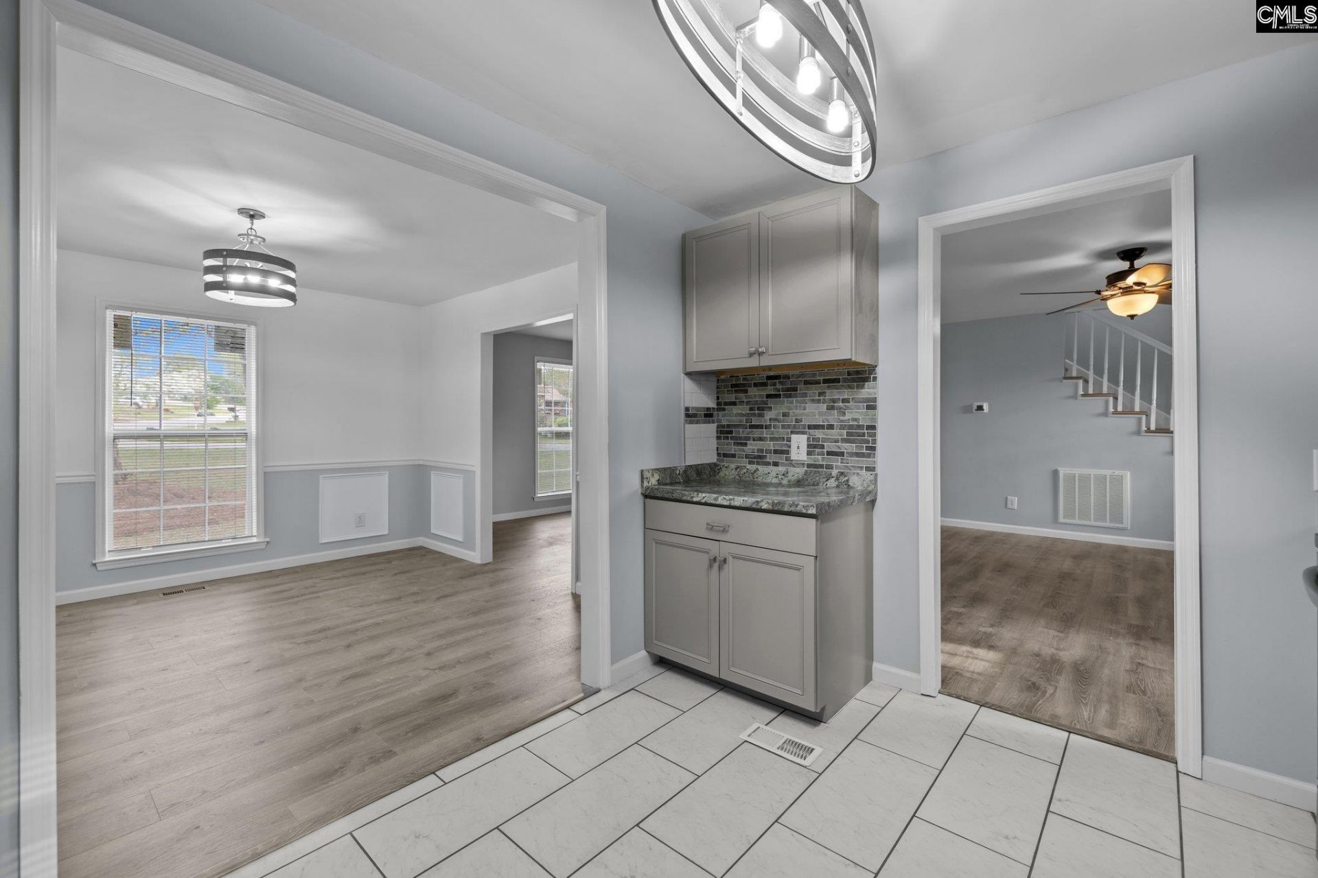 7819 Charles Towne Drive  Photo 8