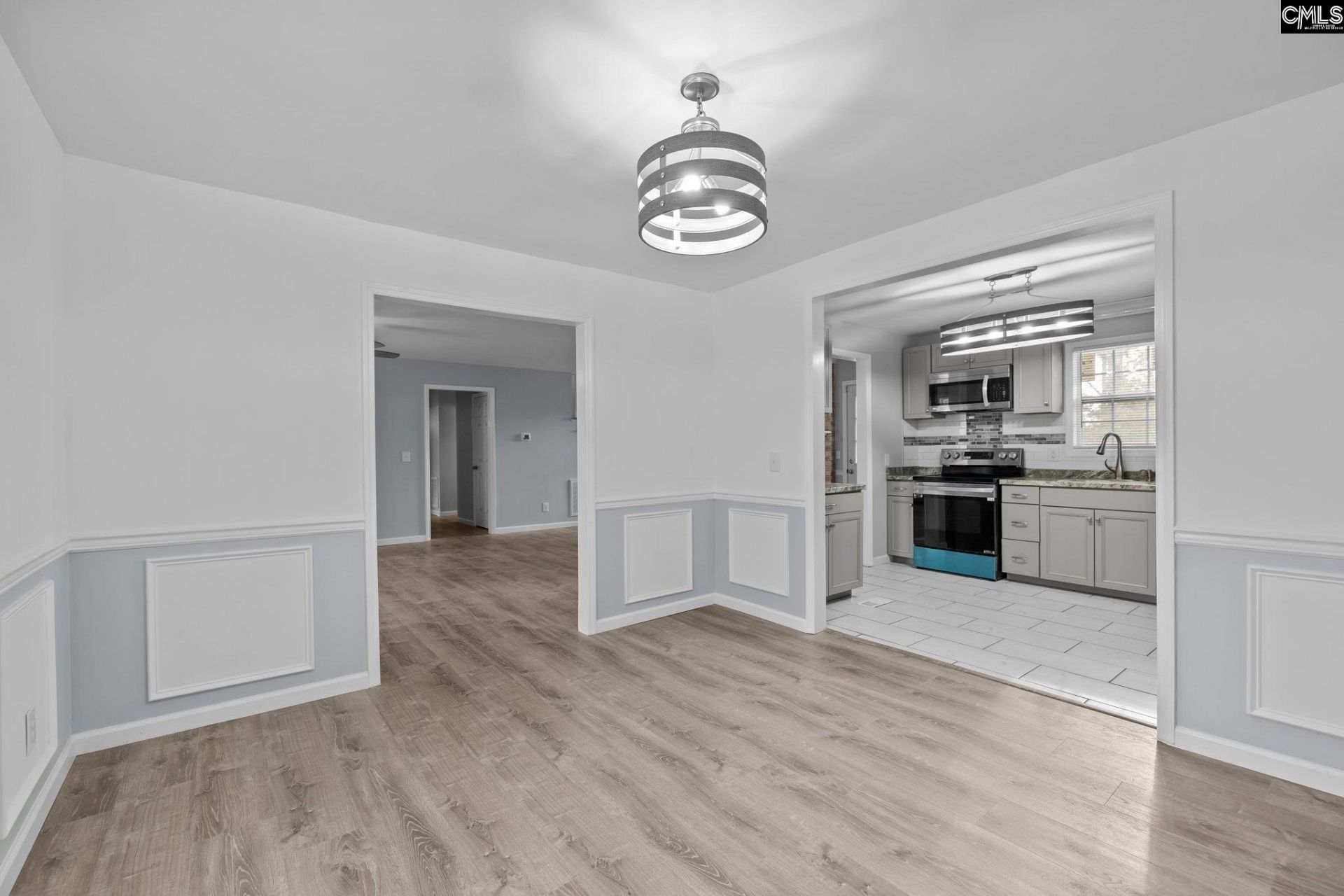 7819 Charles Towne Drive  Photo 9