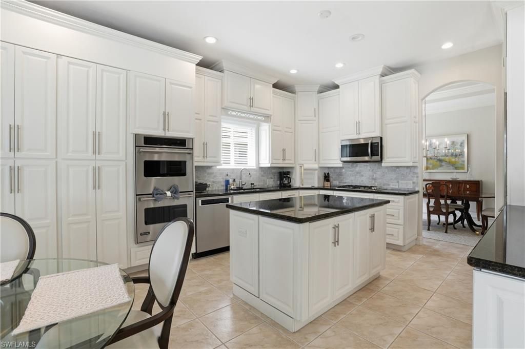 10500 Via Balestri Dr, Miromar Lakes, FL 33913 Photo