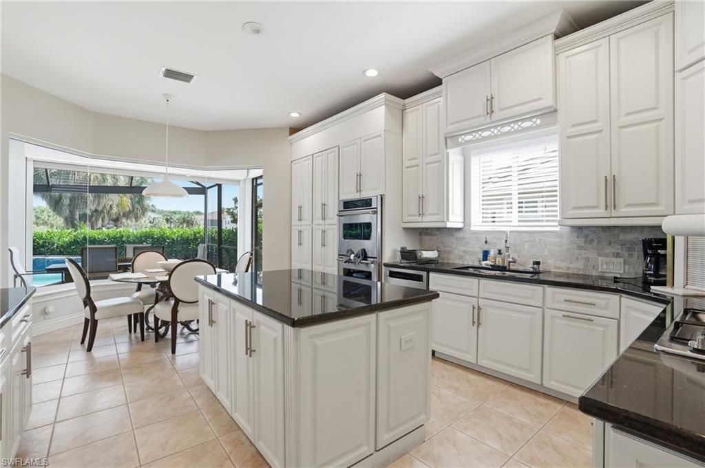 10500 Via Balestri Dr, Miromar Lakes, FL 33913 Photo