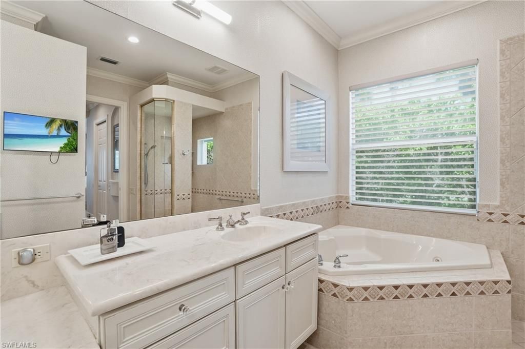 10500 Via Balestri Dr, Miromar Lakes, FL 33913 Photo