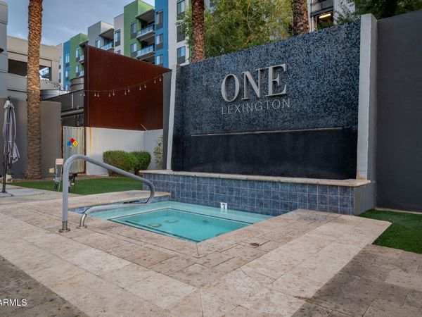 1 E LEXINGTON Avenue, Unit 1001, Phoenix, AZ 85012