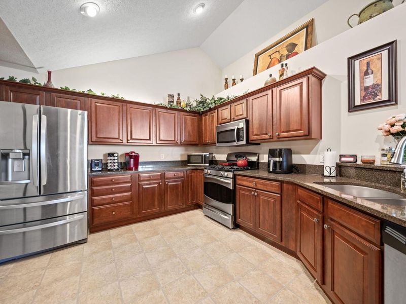 1272 Paddock Loop, Washington Court House, OH 43160 Photo 11