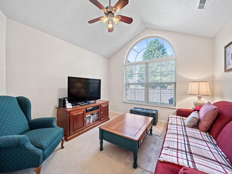 1272 Paddock Loop, Washington Court House, OH 43160 Photo 20