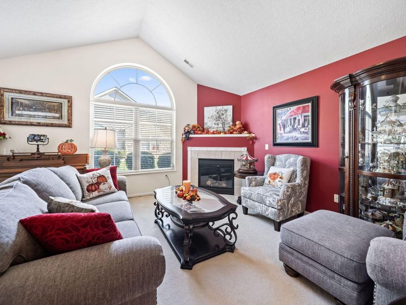 1272 Paddock Loop, Washington Court House, OH 43160 Photo 5