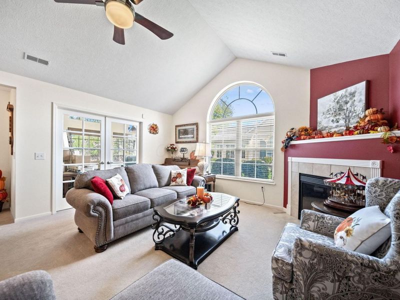 1272 Paddock Loop, Washington Court House, OH 43160 Photo 6