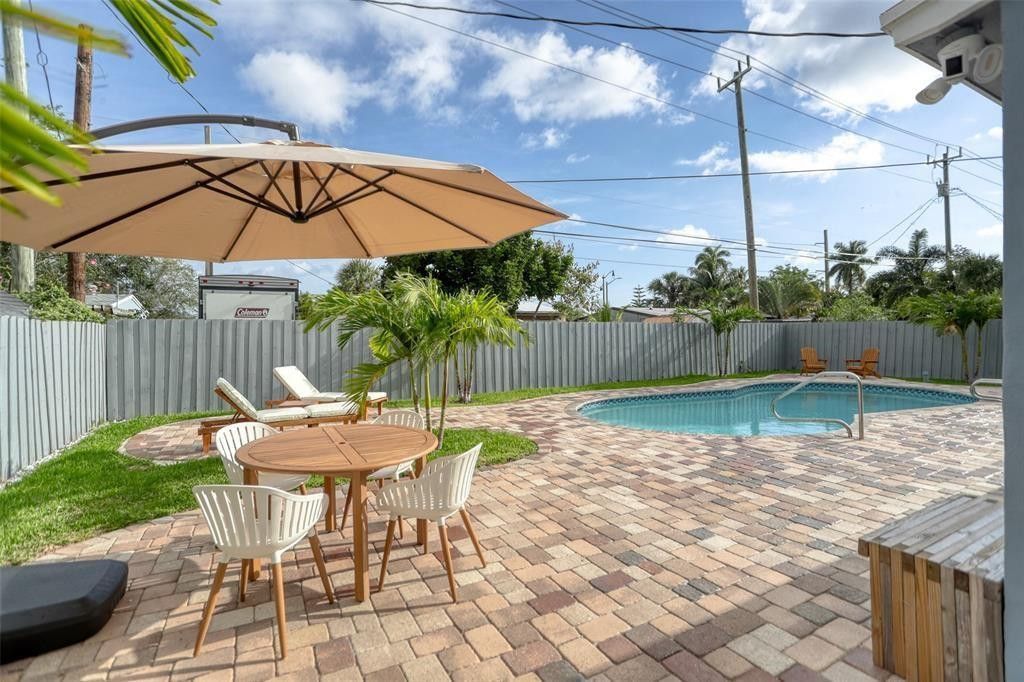 1437 NE 25th Street, Pompano Beach, FL 33064 Main Photo