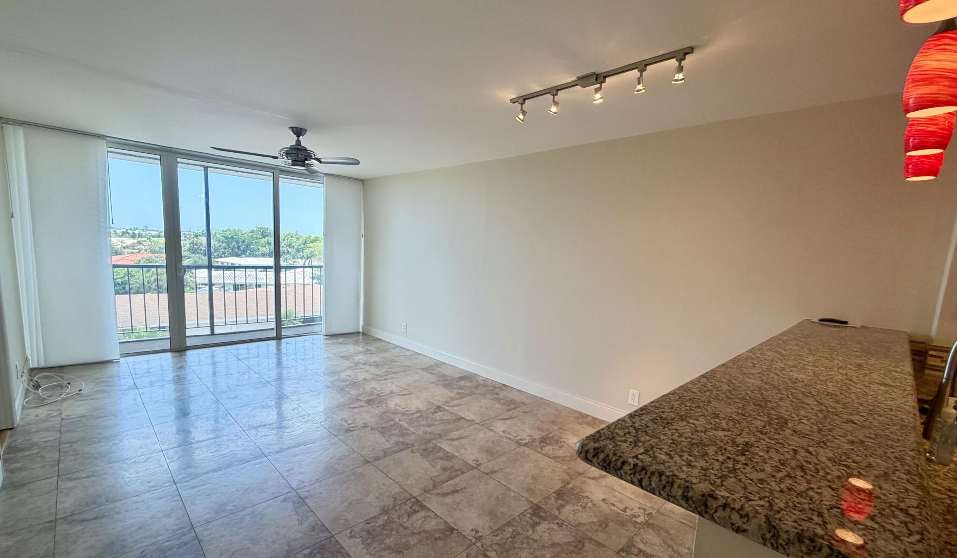 4501 NE 21 Avenue, Unit 402, Fort Lauderdale, FL 33308 Photo