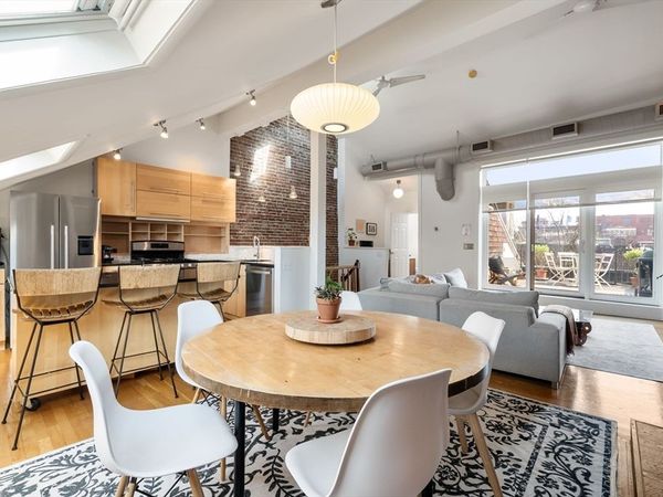 1666 Washington St, Unit 3, Boston, MA 02118