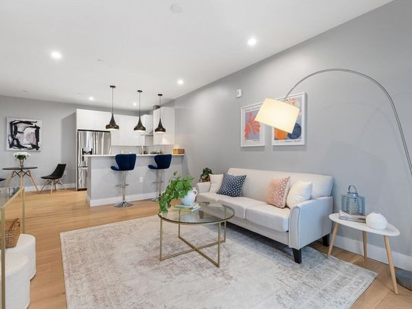 60 Cross St, East, Unit 103, Somerville, MA 02145