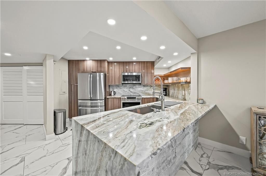 9650 S Ocean Drive, Unit 106, Jensen Beach, FL 34957 Photo