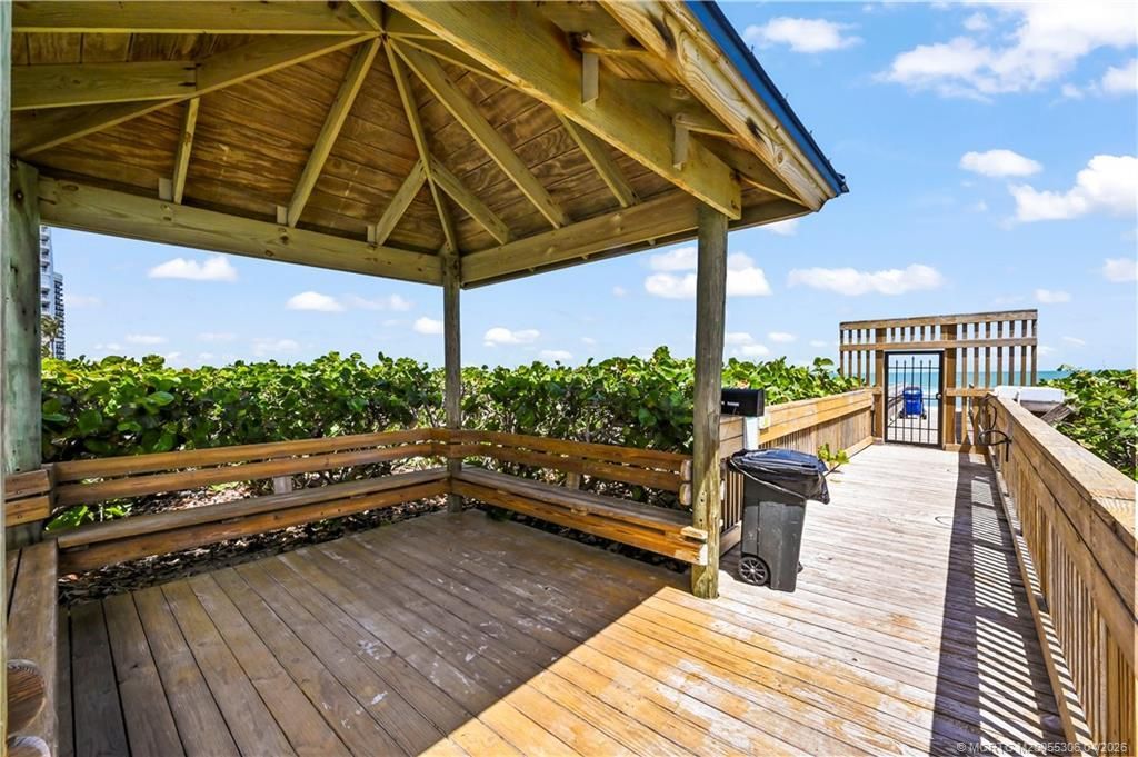 9650 S Ocean Drive, Unit 106, Jensen Beach, FL 34957 Photo