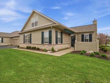 2690 N Canterbury Circle, Unit A, Port Clinton, OH 43452