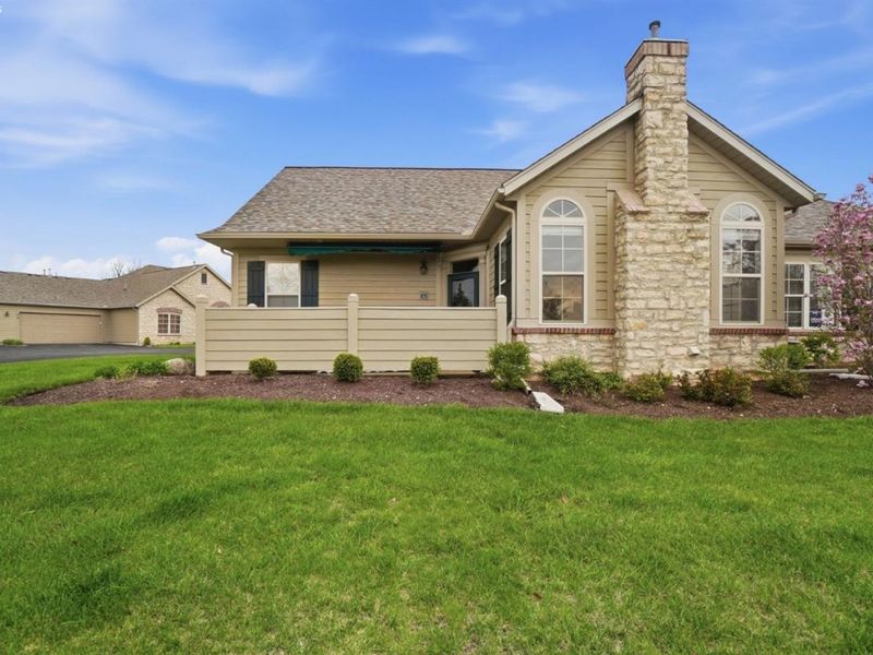 2690 N Canterbury Circle, Unit A, Port Clinton, OH 43452 Photo 2