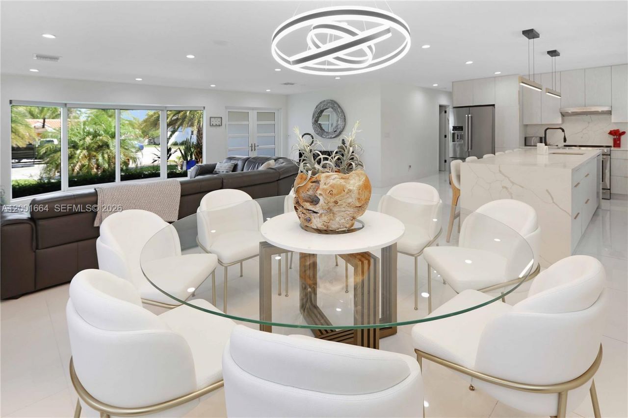 1220 Azalea Cres, Hollywood, FL 33019 Photo