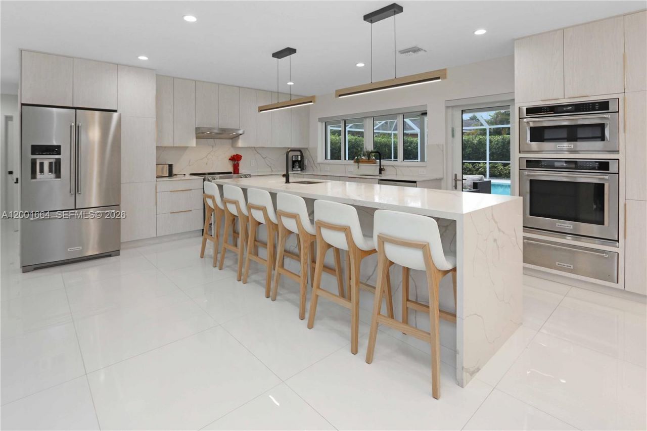 1220 Azalea Cres, Hollywood, FL 33019 Photo