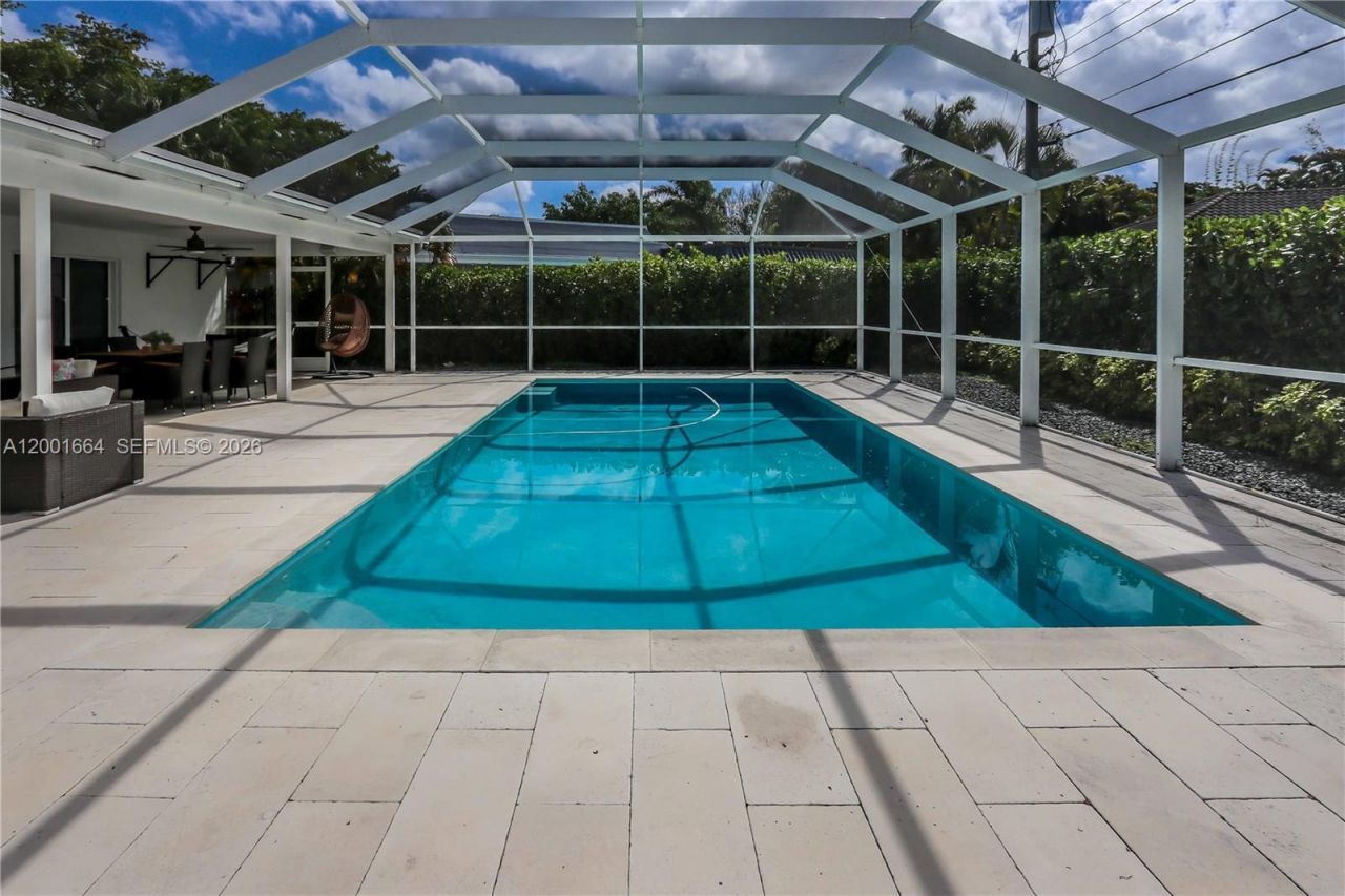 1220 Azalea Cres, Hollywood, FL 33019 Photo
