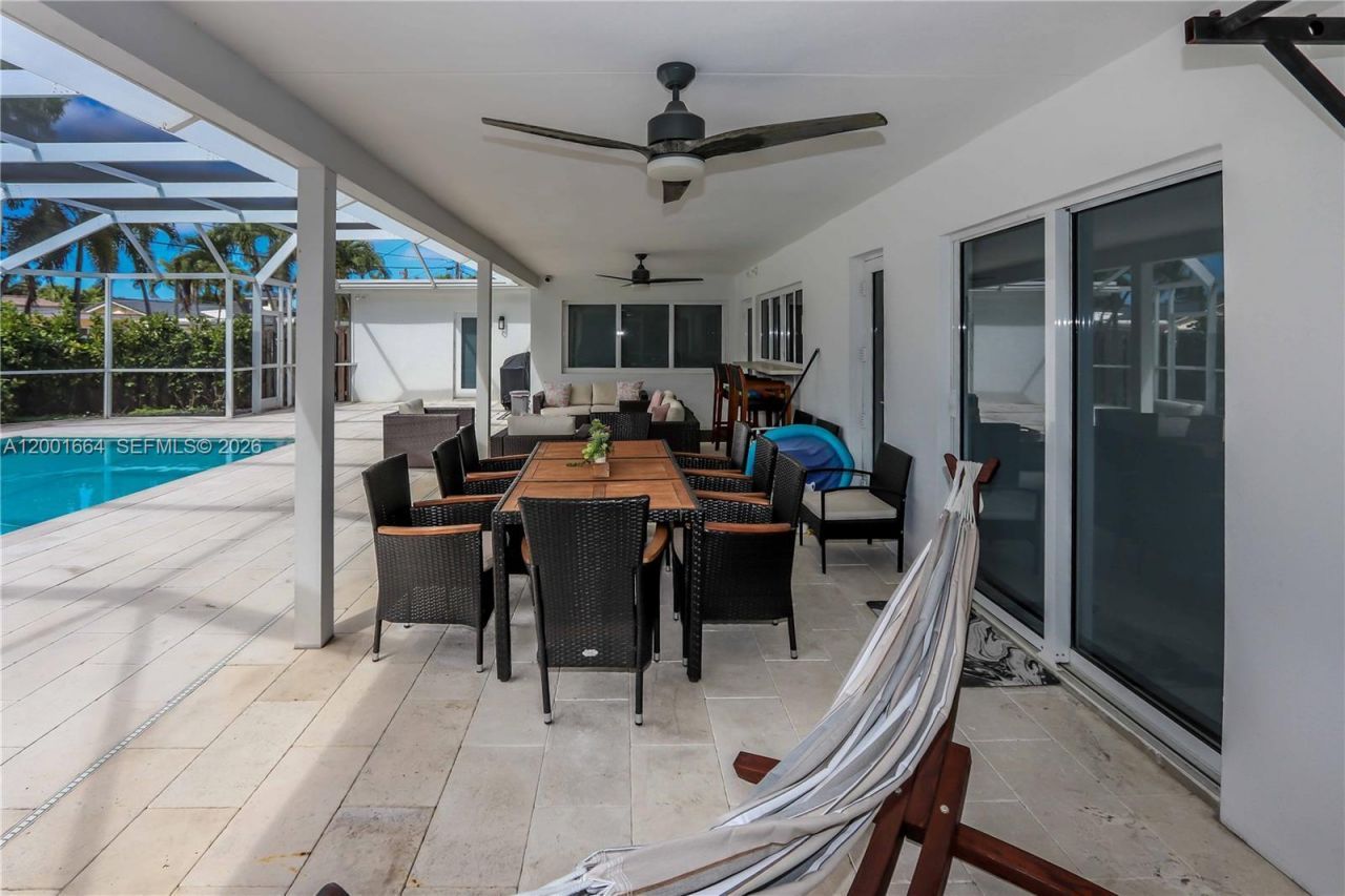 1220 Azalea Cres, Hollywood, FL 33019 Photo