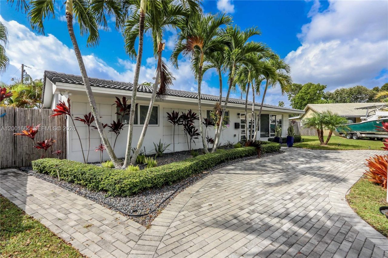 1220 Azalea Cres, Hollywood, FL 33019 Photo