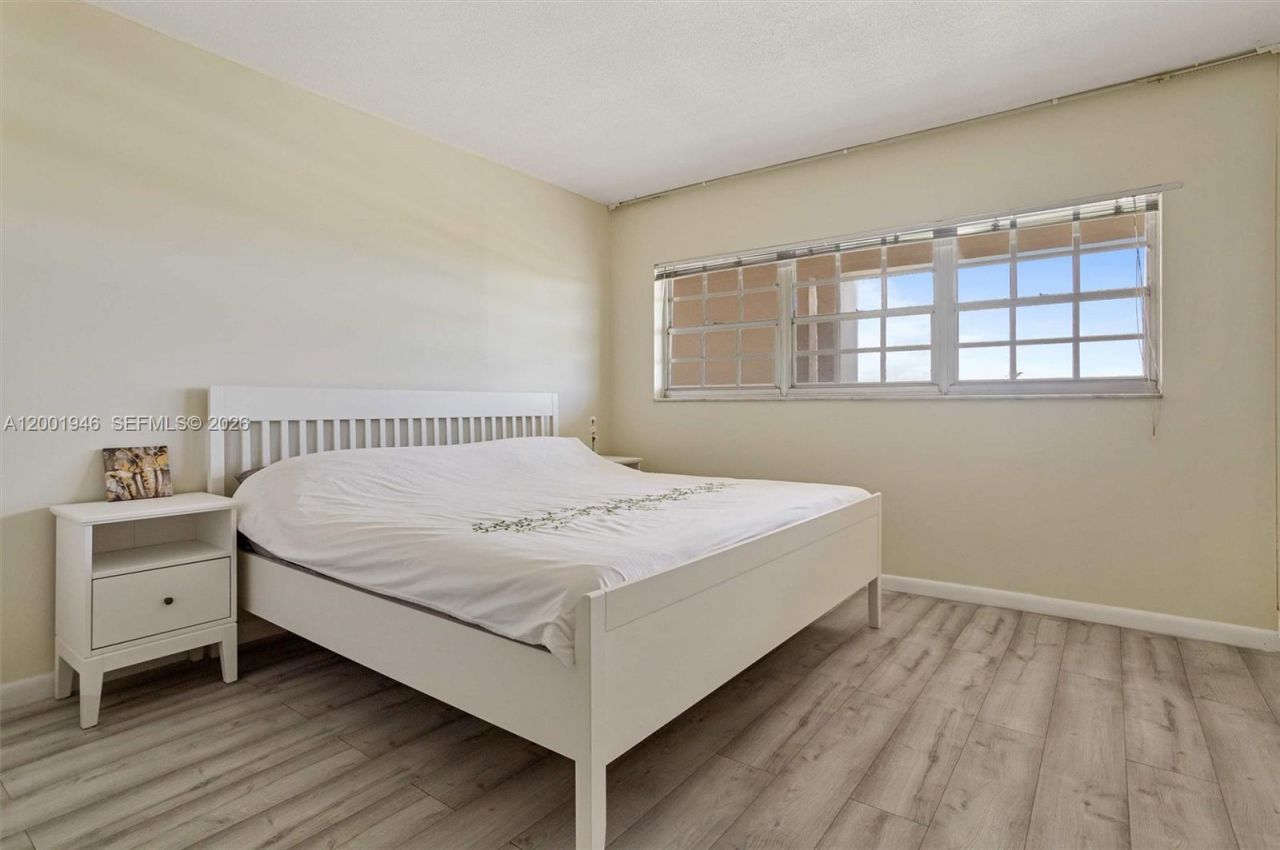 3100 N Palm Aire Dr, Unit 703, Pompano Beach, FL 33069 Photo