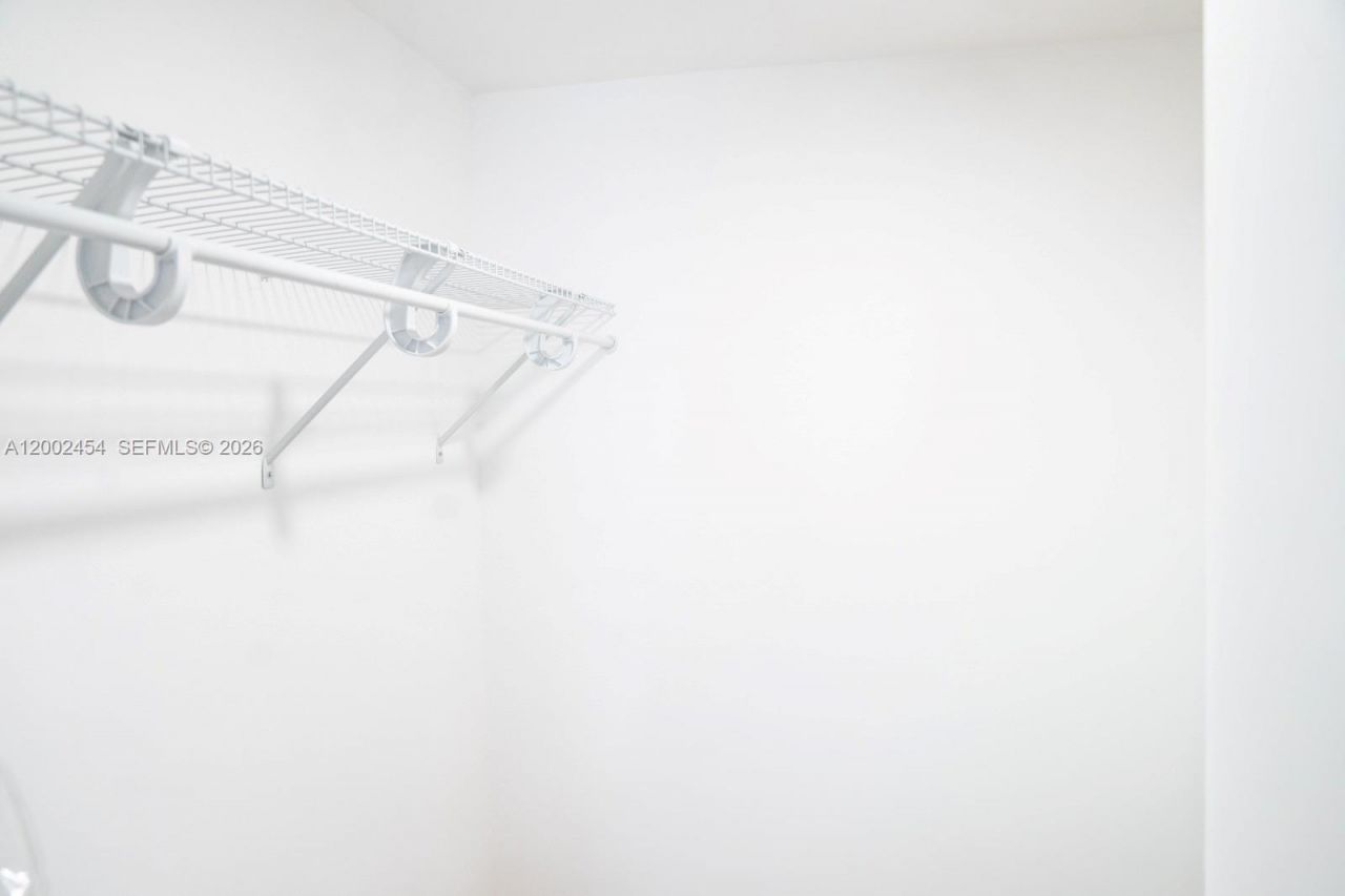 220 SW 9th Ave, Unit 306, Hallandale Beach, FL 33009 Photo