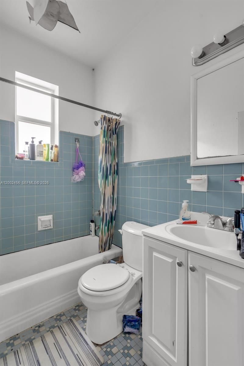 2637 NW 23rd Ct, Miami, FL 33142 Photo