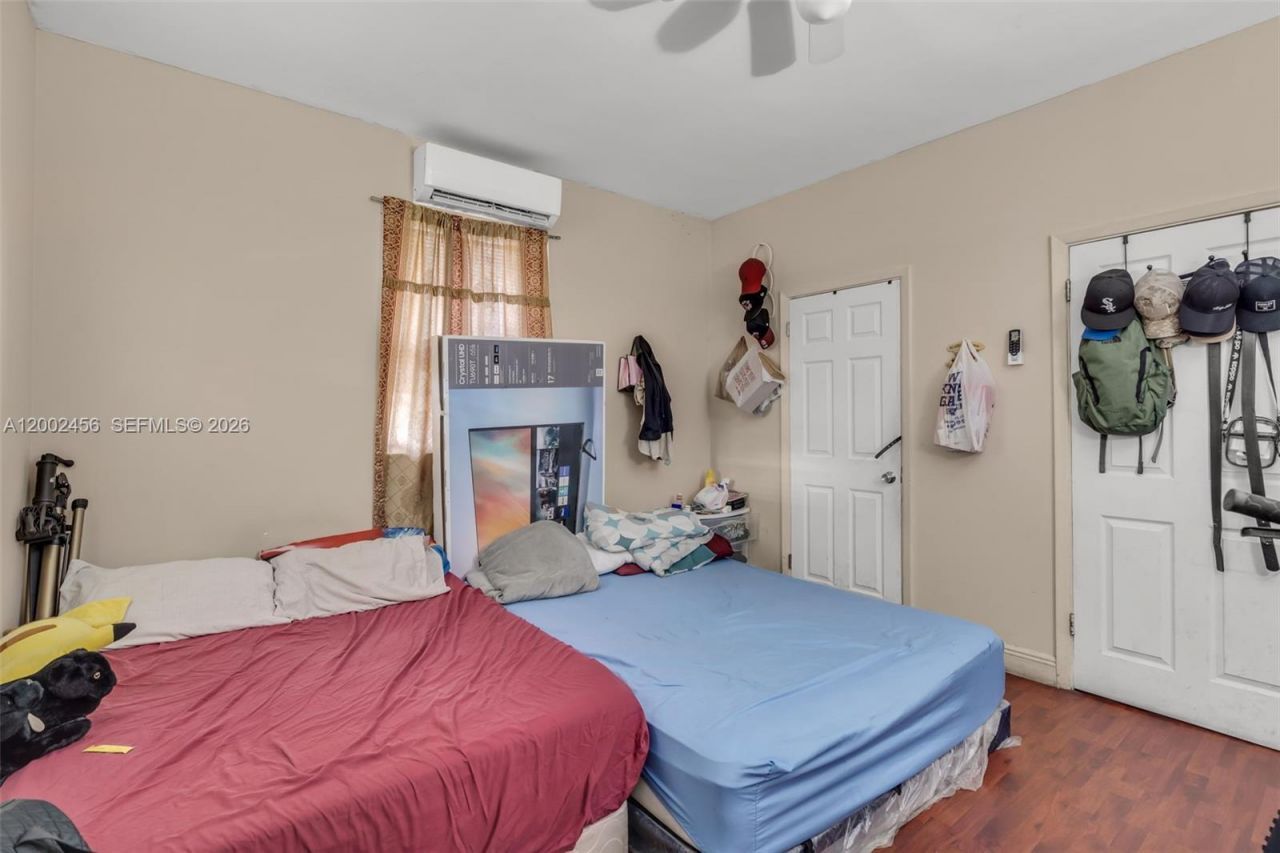 2637 NW 23rd Ct, Miami, FL 33142 Photo