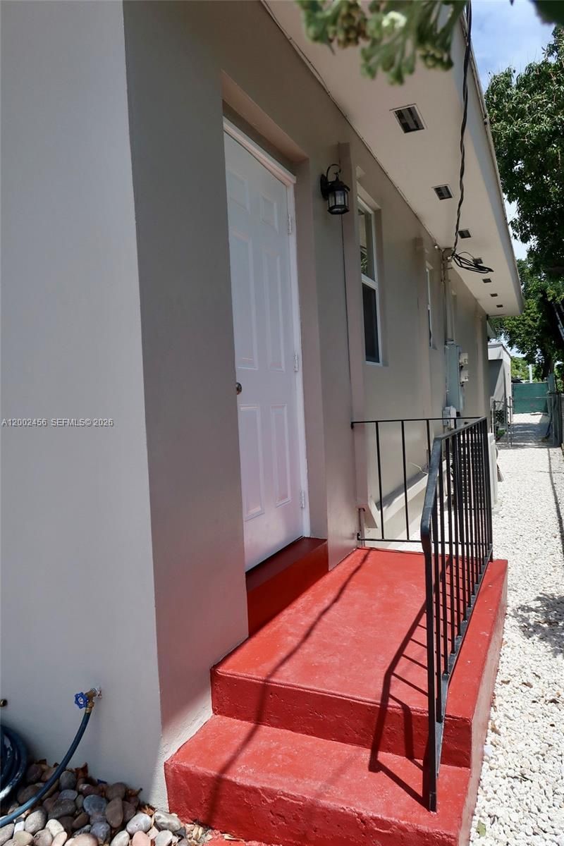 2637 NW 23rd Ct, Miami, FL 33142 Photo