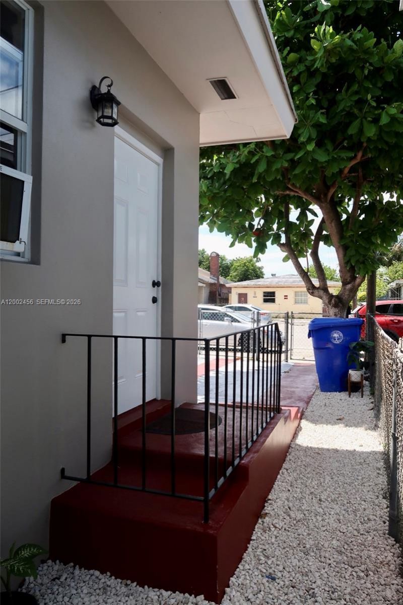 2637 NW 23rd Ct, Miami, FL 33142 Photo