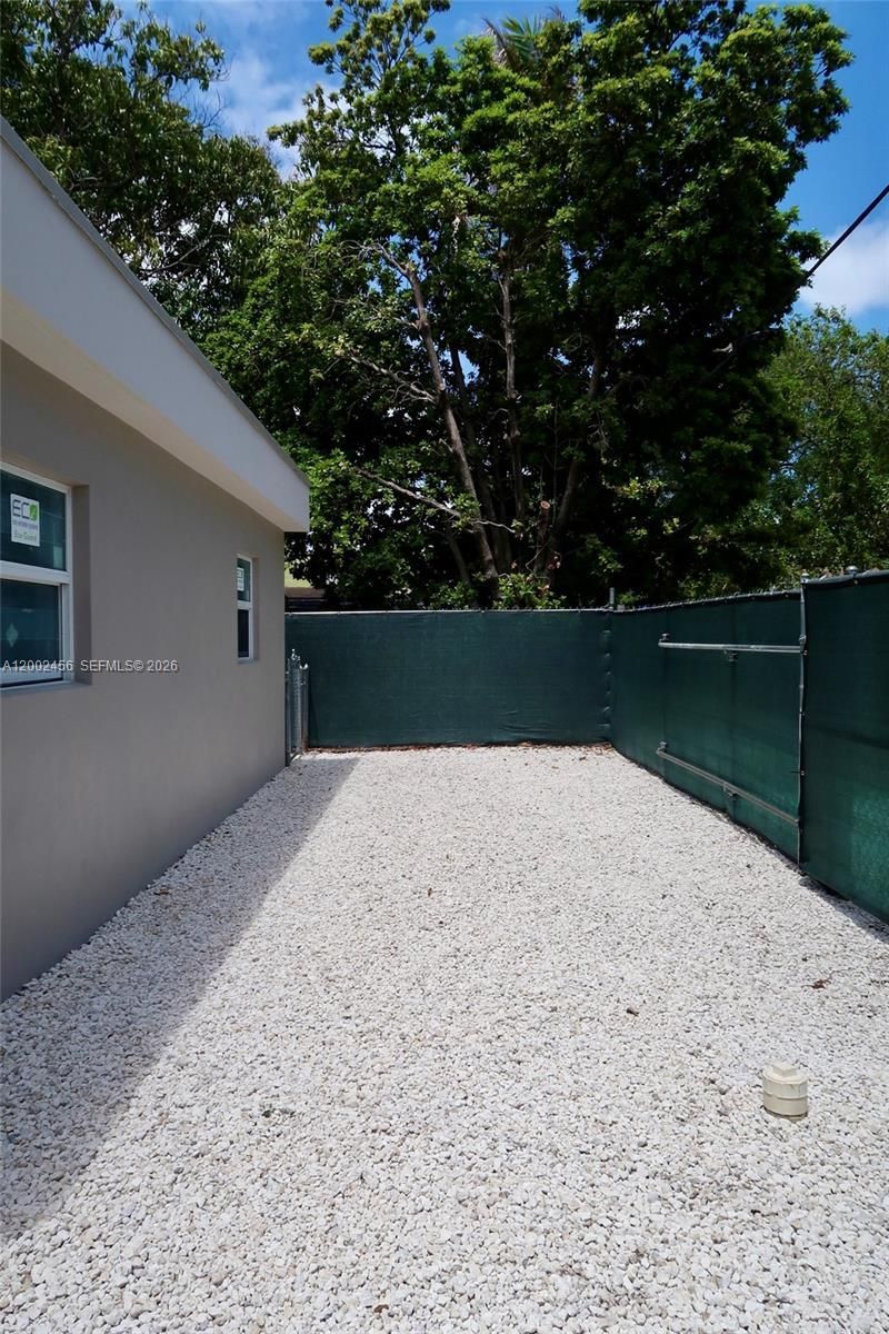 2637 NW 23rd Ct, Miami, FL 33142 Photo