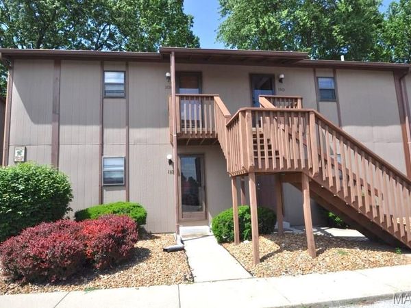 128 ASHLEY Drive , Fairview Heights, IL 62208