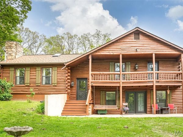 1837 Lamplite Estate, St Clair, MO 63077