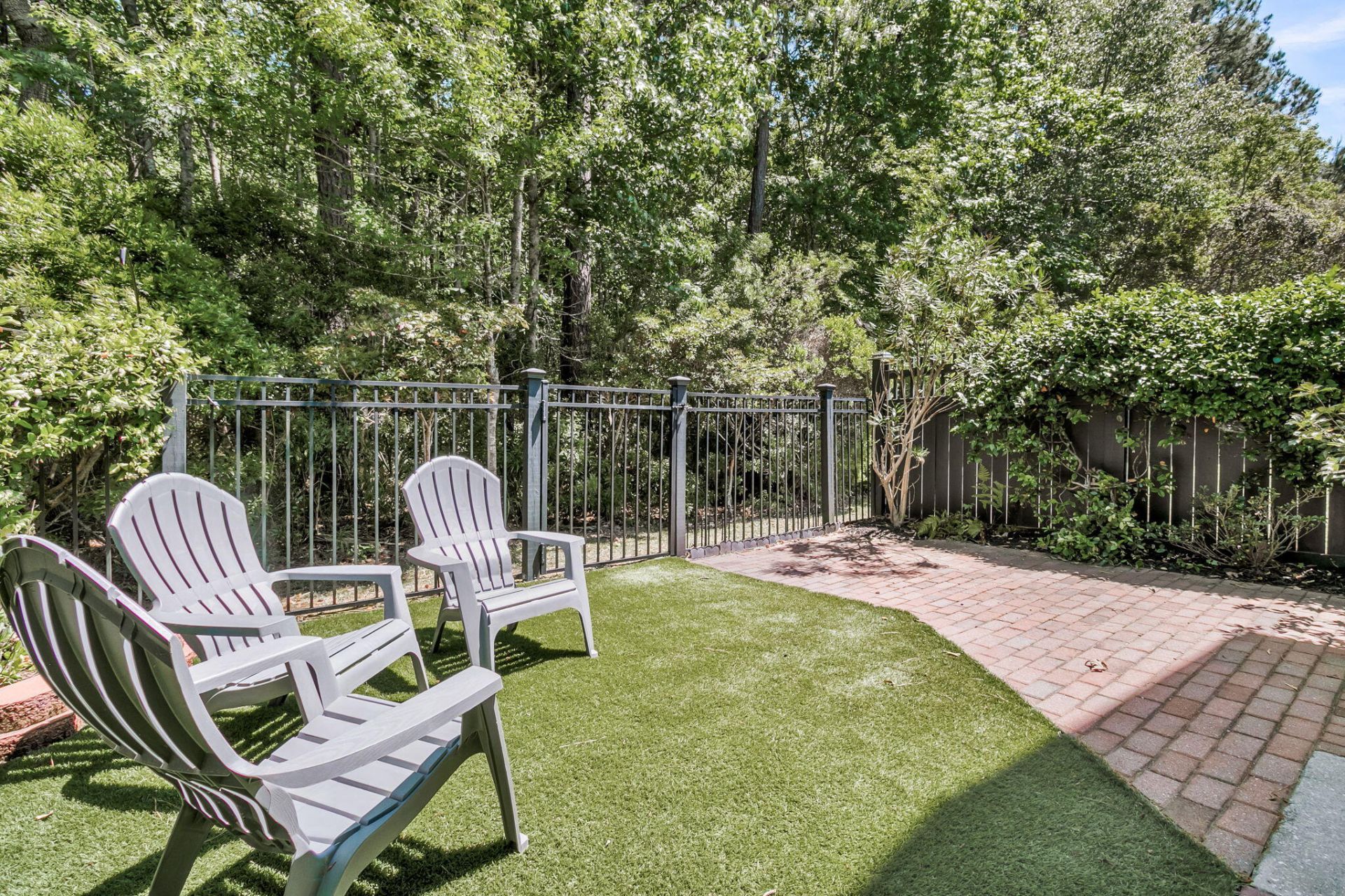 2340 Kings Gate Lane Photo 39