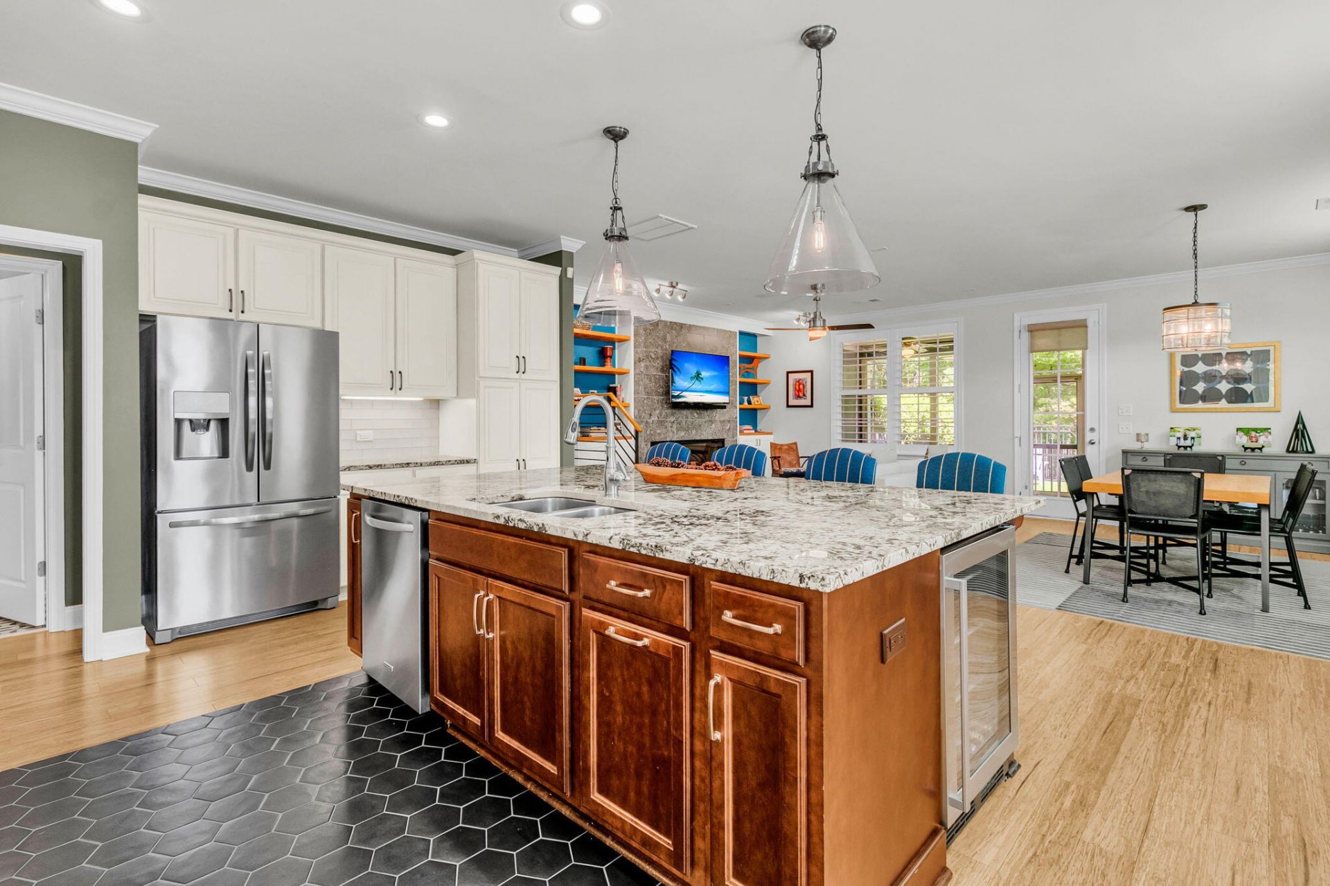 2340 Kings Gate Lane Photo 5