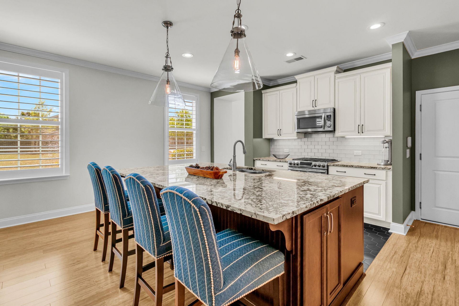 2340 Kings Gate Lane Photo 6