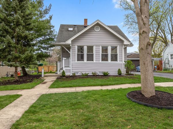 125 S Adams Street, Westmont, IL 60559