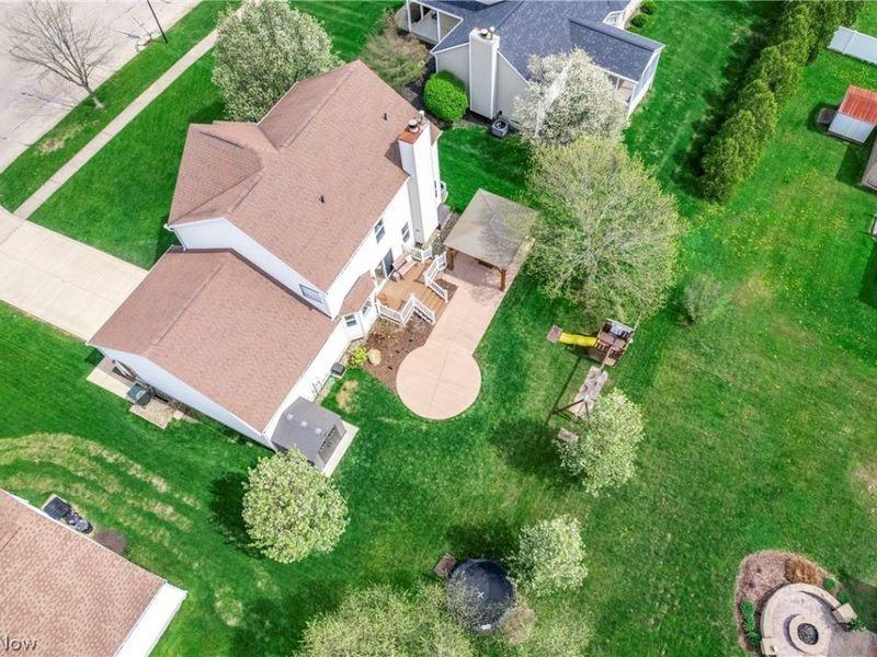 657 Ashbrook Drive, Wadsworth, OH 44281 Photo 4