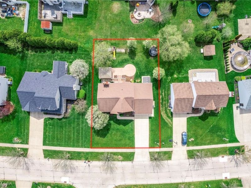 657 Ashbrook Drive, Wadsworth, OH 44281 Photo 5