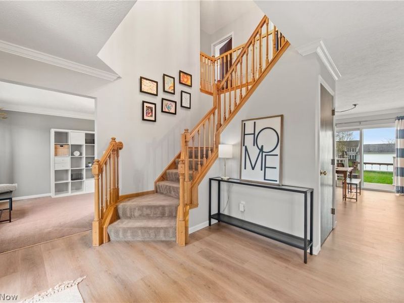 657 Ashbrook Drive, Wadsworth, OH 44281 Photo 8