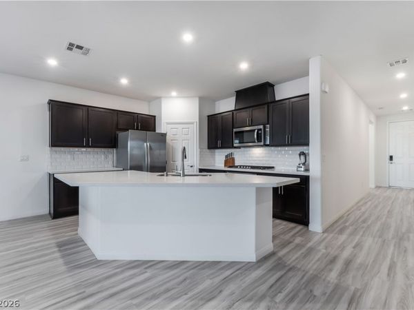 3540 Valley Lily Street , North Las Vegas, NV 89032