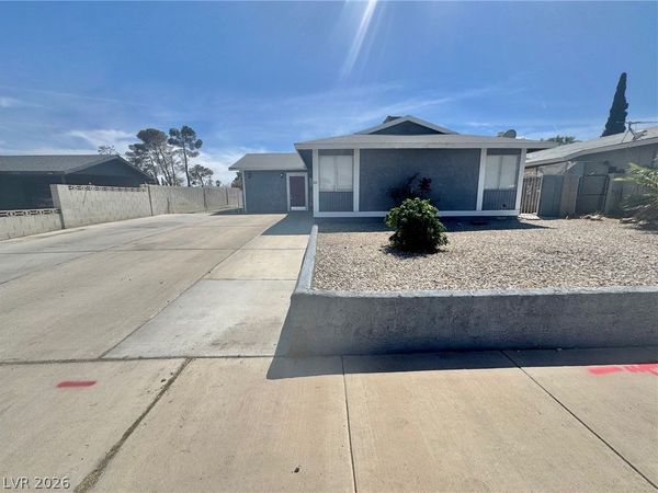 6323 Silverfield Drive, Las Vegas, NV 89103