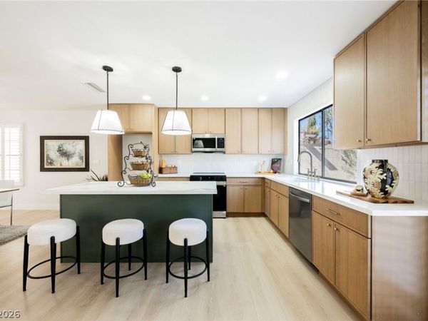 3408 Calle De Corrida , Las Vegas, NV 89102