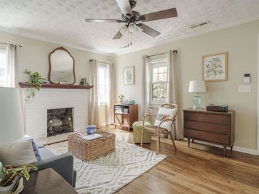 414 JAMES AVE, WAYNESBORO, VA 22980