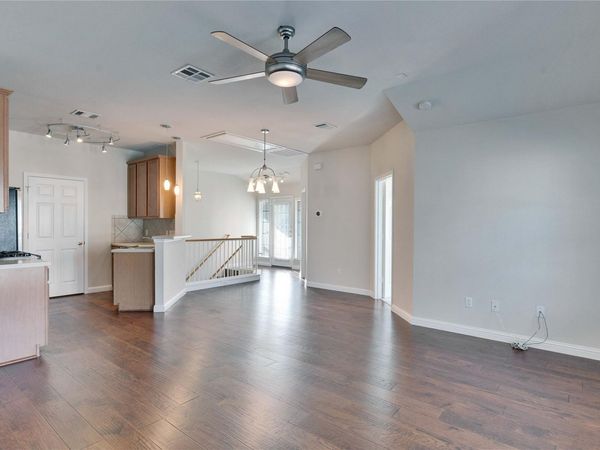 1900 Scofield Ridge PKWY, Unit 2701, Austin, TX 78727