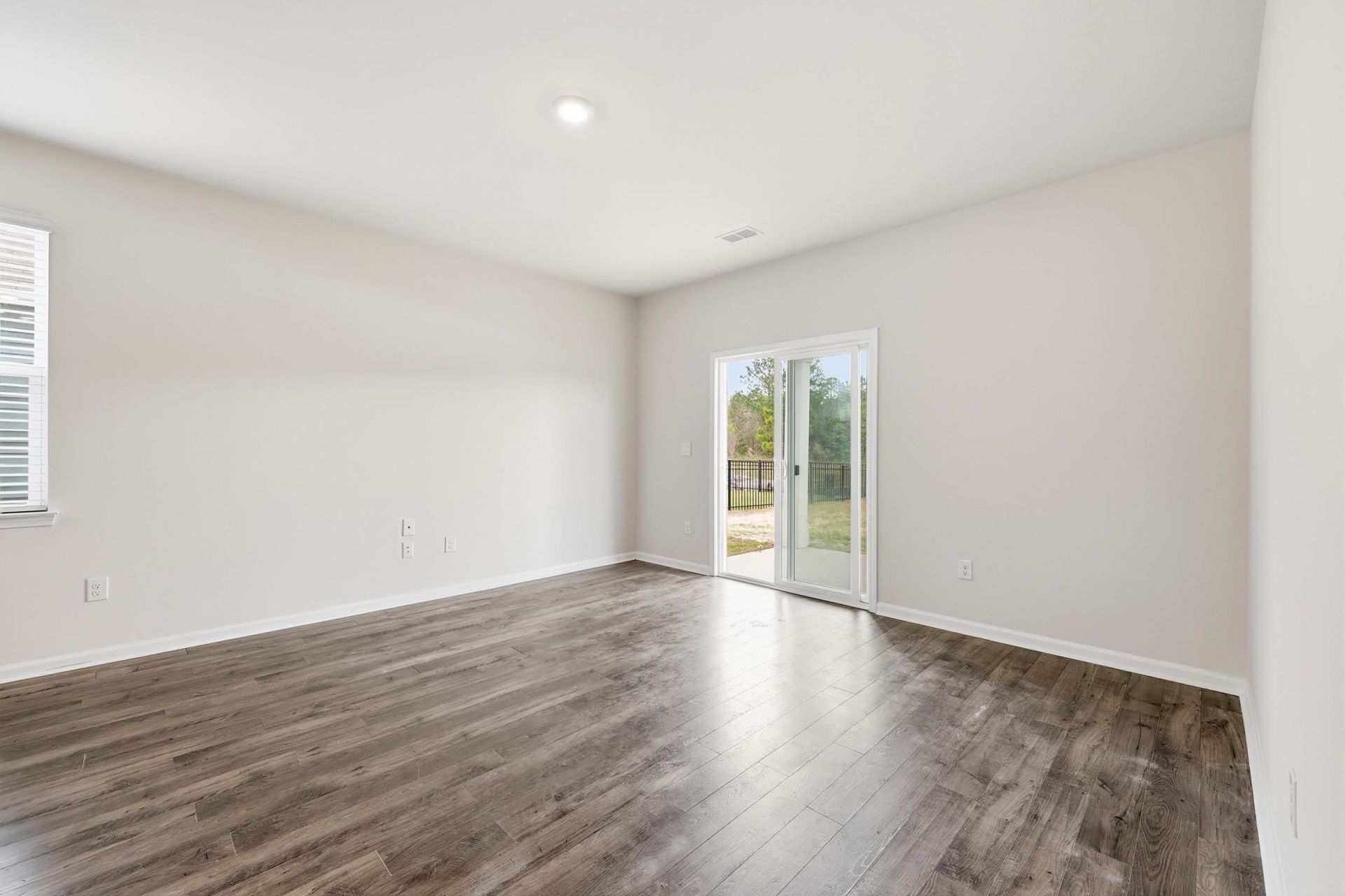 3749 Bells Lake Circle  Photo 13