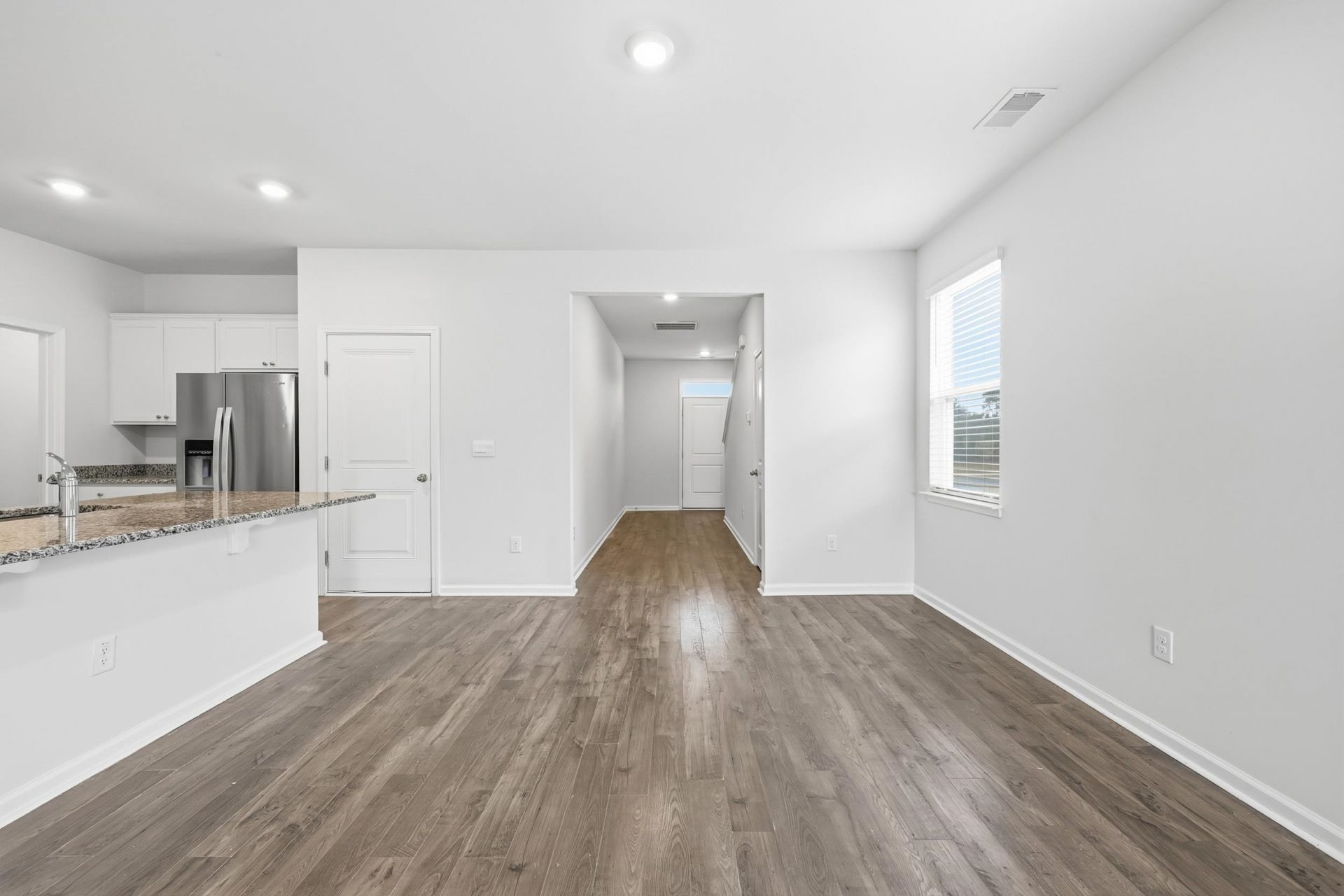 3749 Bells Lake Circle  Photo 14