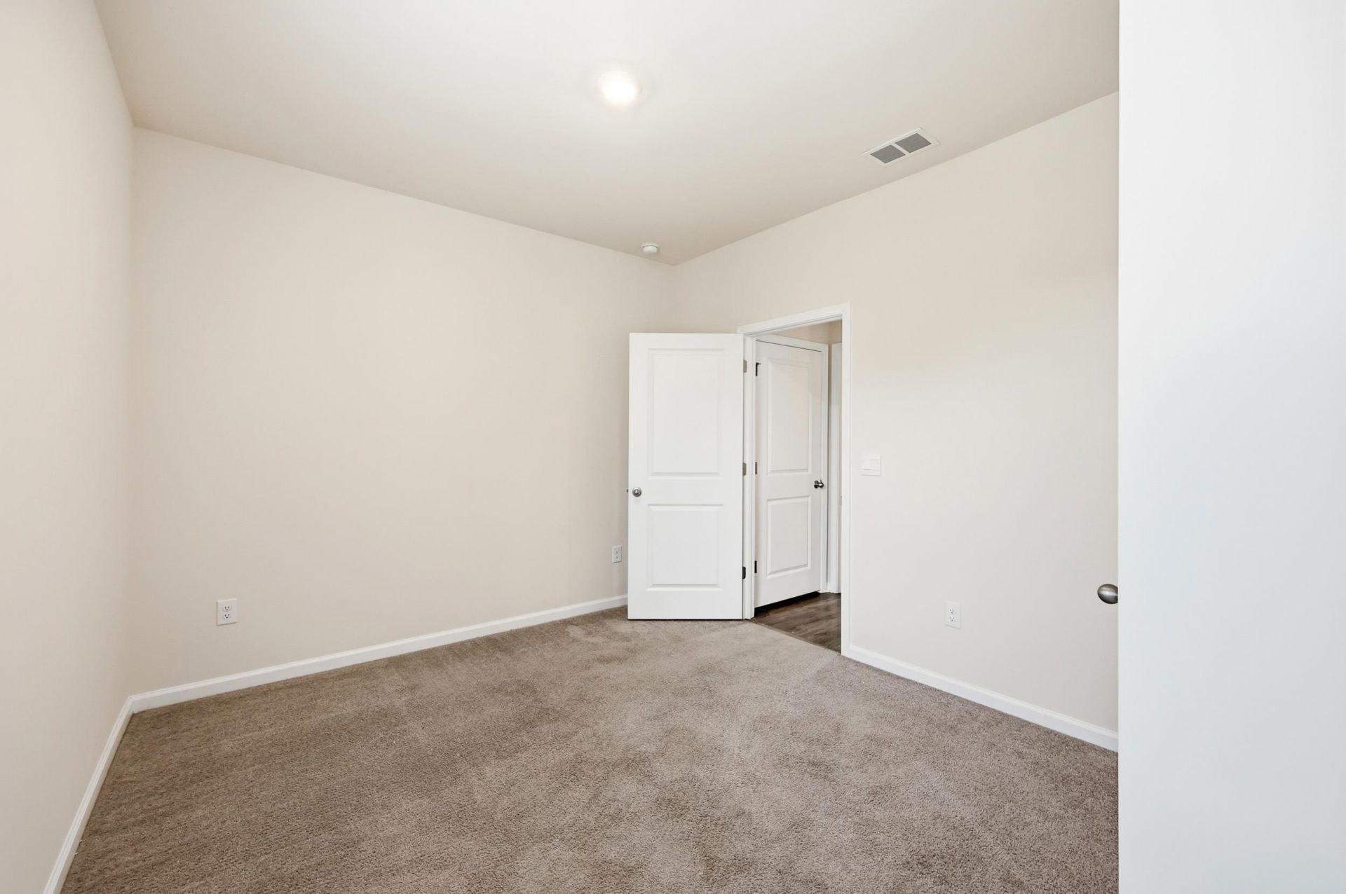 3749 Bells Lake Circle  Photo 25