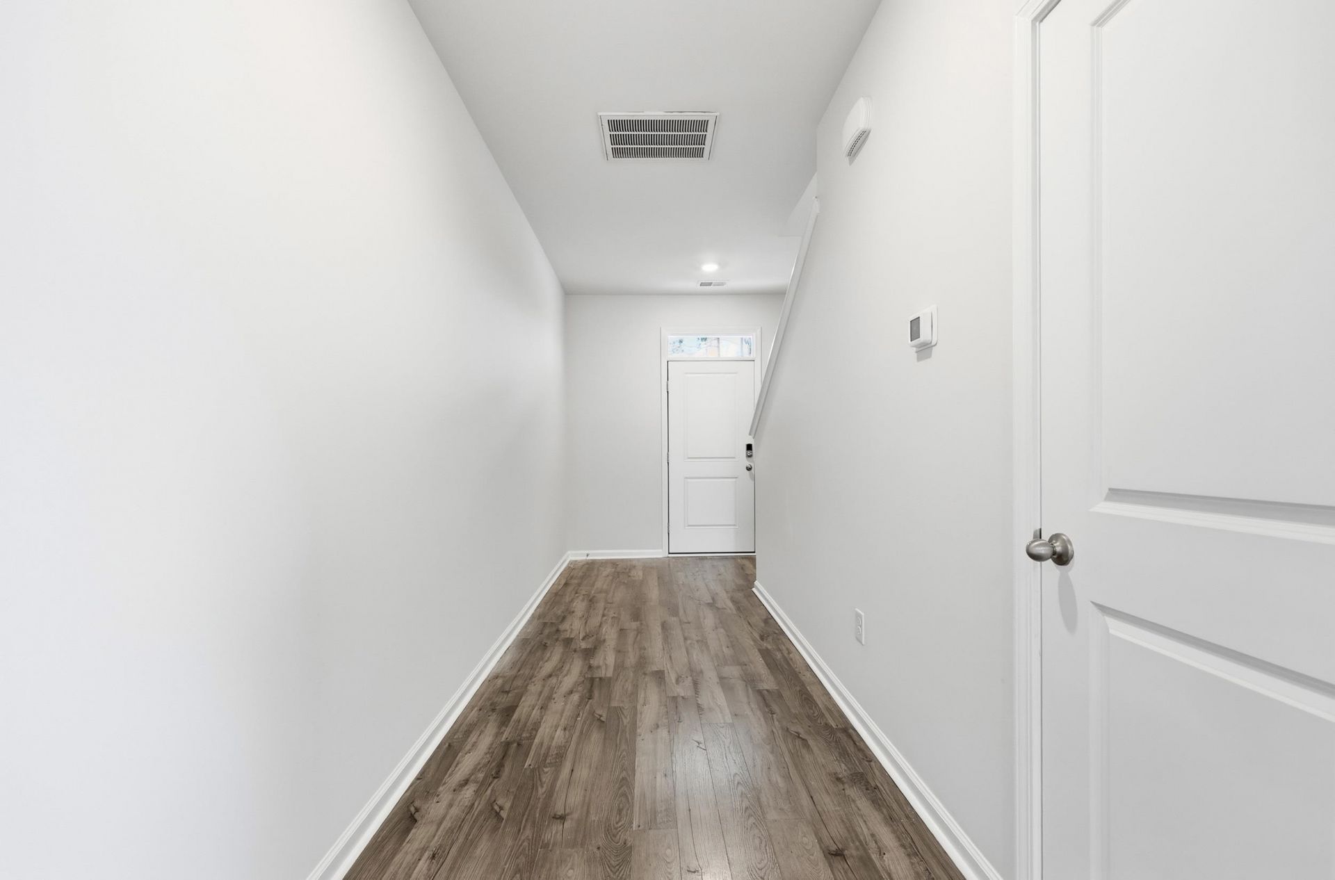 3749 Bells Lake Circle  Photo 6