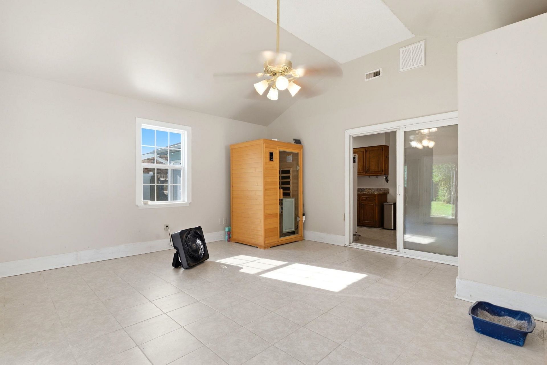 804 Shem Creek Circle  Photo 14