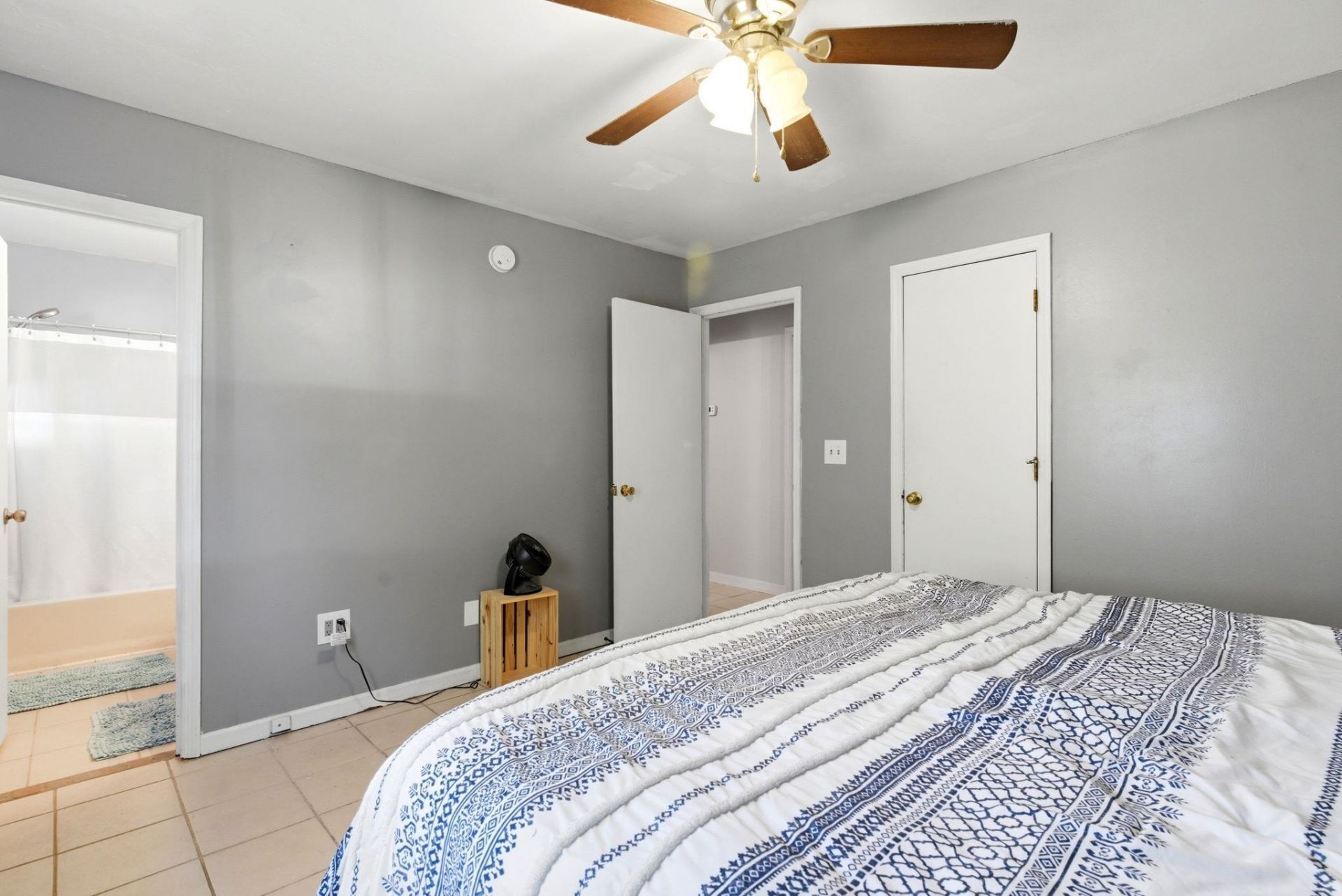 804 Shem Creek Circle  Photo 16